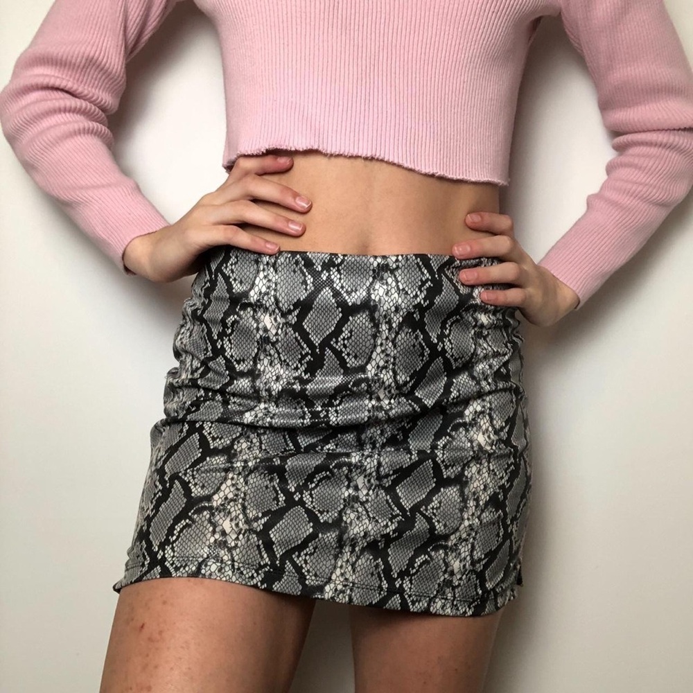 Vintage Snakeskin Mini Skirt!